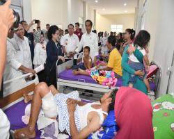 Jokowi Tinjau Penanganan Bencana Di La