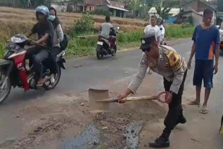 POLSEK KUTASARI