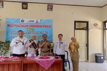 Fita Isnaeni Beri Motivasi Belajar kep