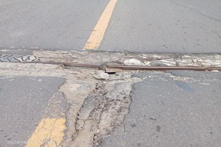 EXPANSION JOINT RUSAK DI JALUR BAY