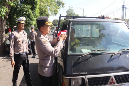 POLRESTA BANYUWANGI BERBAGI BENDER