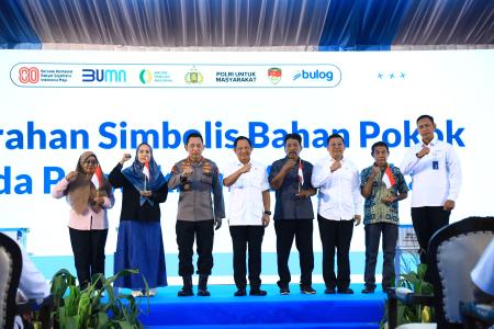 Mendagri Apresiasi Polri dan Bulog Gel