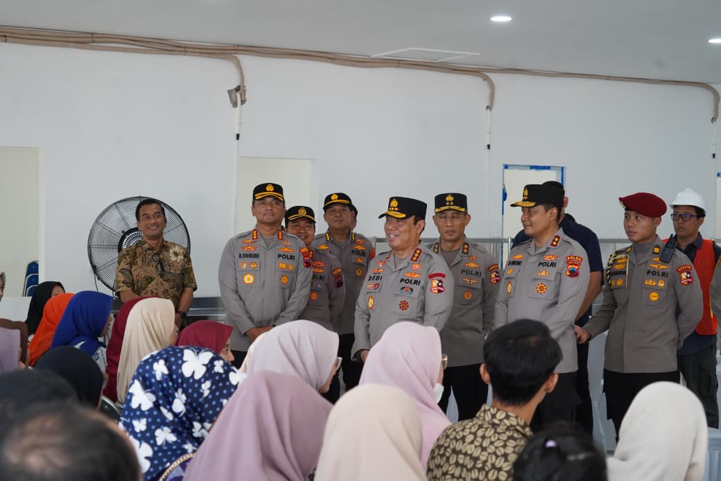 Wakapolri Tinjau Pembangunan SPPG Polri Polda Jateng