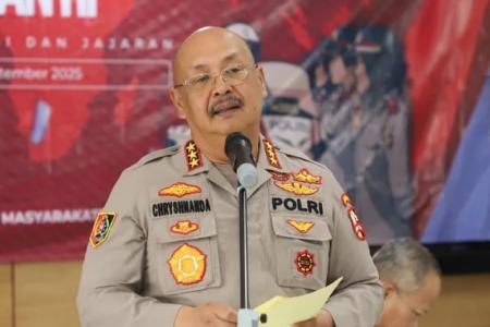 Kalemdikpol Polri Komjen Pol Chryshnanda Jadilah Polisi yang Bermanfaa