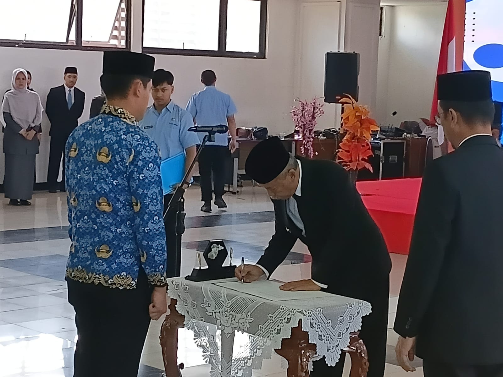 Sumpah Jabatan ASN Wabup Asep Ismail Tekankan ASN Bandung Barat Diminta Jaga Integritas Dan Syukur 