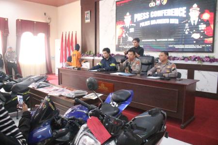 Polres Mojokerto Kota Berhasil Ungkap Curanmor Dua Tersangka dan 4 Uni