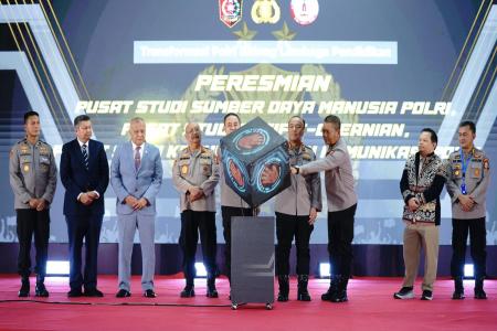 STIK LEMDIKLAT POLRI RESMIKAN TIGA